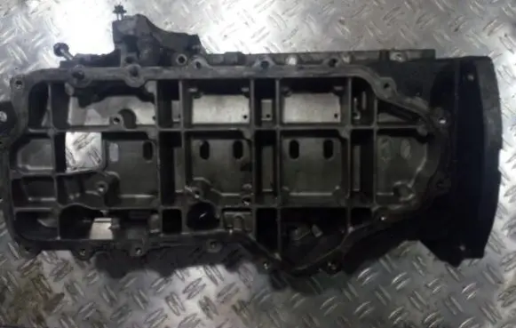 Oil sump