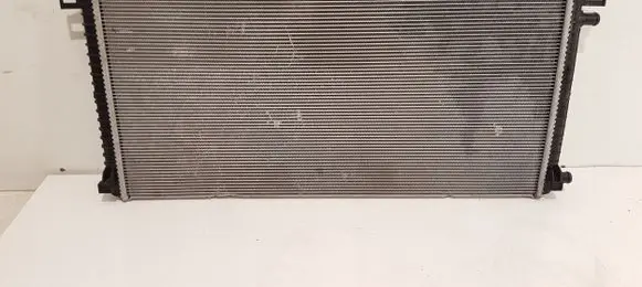 Audi e-tron Coolant radiator 4KE121251B