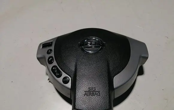Steering wheel airbag