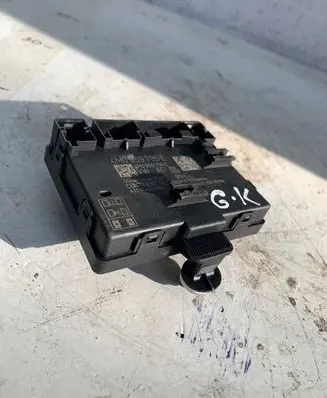 Audi A4 S4 B9 Door control unit/module 4m0959795
