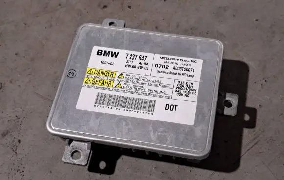 BMW 7 F01 F02 F03 F04 Headlight ballast module Xenon 7237647