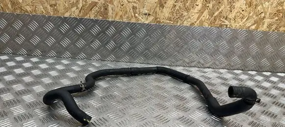 Toyota RAV 4 (XA40) Engine coolant pipe/hose