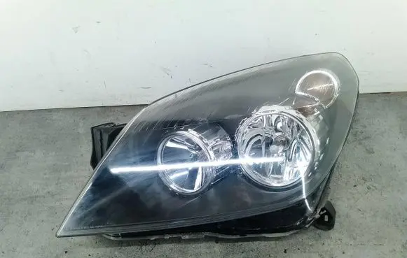 Opel Corsa C Headlight/headlamp 0P057A301L