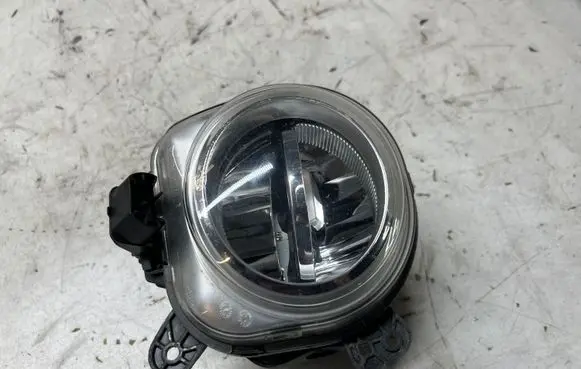 BMW X2 F39 Front fog light 7444806