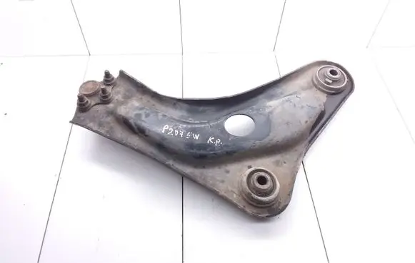 Peugeot 207 CC Front lower control arm/wishbone