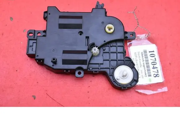 Toyota Corolla E10 Air flap motor/actuator 0638009013