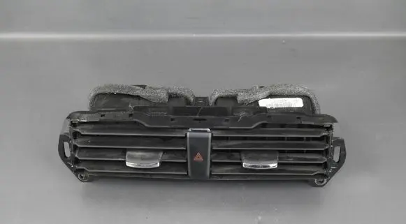 Ford Fusion Cabin air duct channel DS7319K617A