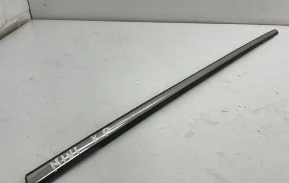 Mini Cooper Countryman F60 Front door trim (molding)