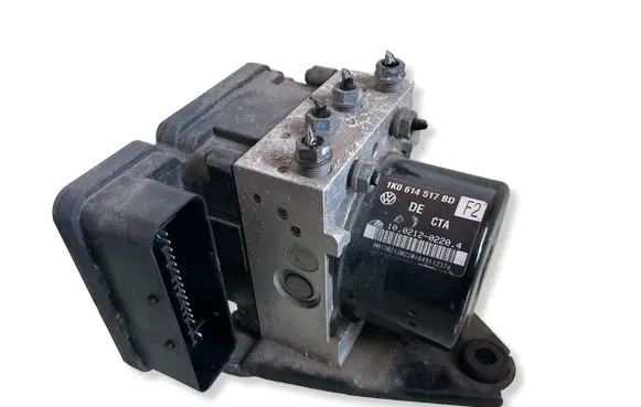 Volkswagen Golf VI ABS Pump 1K0907379AD 1K0614517BD 10096103073