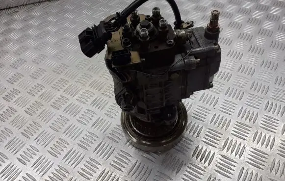 Volvo S80 Fuel injection high pressure pump 074130110M