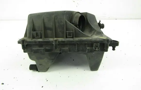 Opel Vectra C Air filter box 