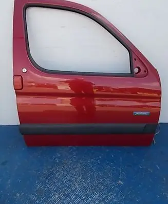 Peugeot Partner Front door