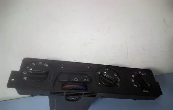 KIA Carnival Climate control unit OK55V61190A K55V