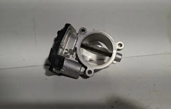 Volvo XC90 Throttle valve 31459842