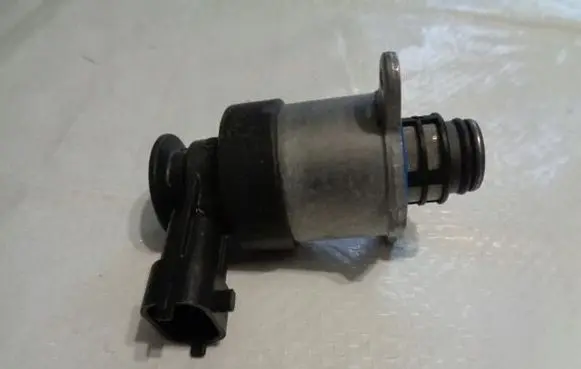 Citroen C4 Grand Picasso Fuel pressure sensor 9806448980