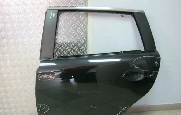 Mazda 6 Rear door