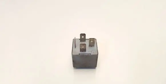 Volkswagen Touran I Other relay 141951253B