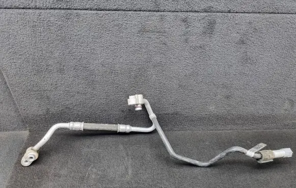 Audi Q7 4M Air conditioning (A/C) pipe/hose 4M0816706E