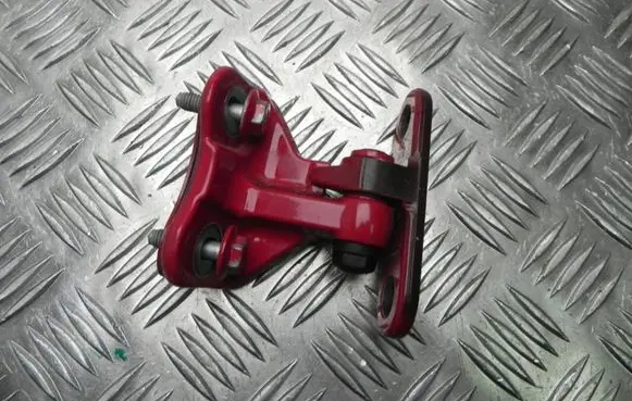 Mercedes-Benz A W176 Front door upper hinge T683
