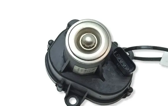 Mercedes-Benz SLK R172 Intake manifold valve actuator/motor A2714000040 A271400004001 0280751011