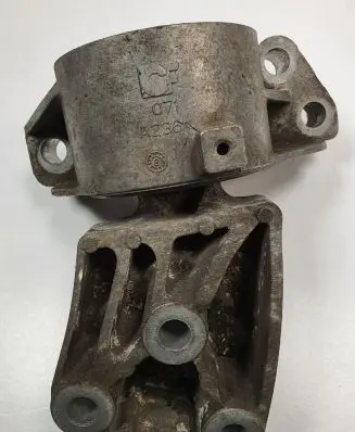 Fiat Fiorino Engine mounting bracket