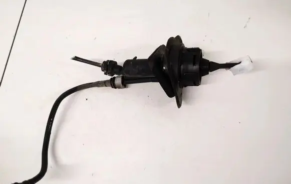 Ford Focus Clutch master cylinder 3m517a543af 3m51-7a543-af