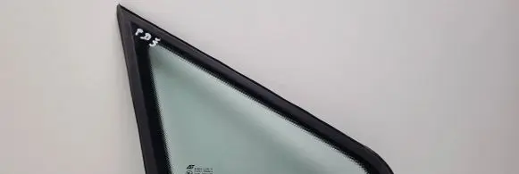 Volkswagen Sharan Front triangle window/glass 