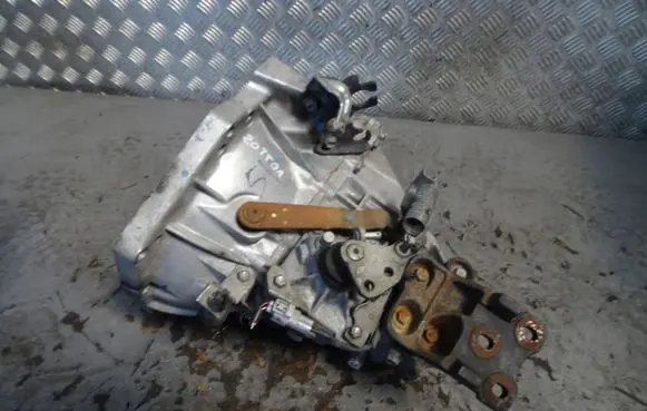 Toyota Aygo AB10 Manual 5 speed gearbox 20TT01