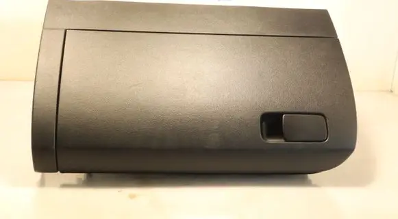 Volkswagen Polo V 6R Glove box