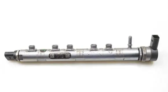 BMW 3 E90 E91 Fuel main line pipe 7809127
