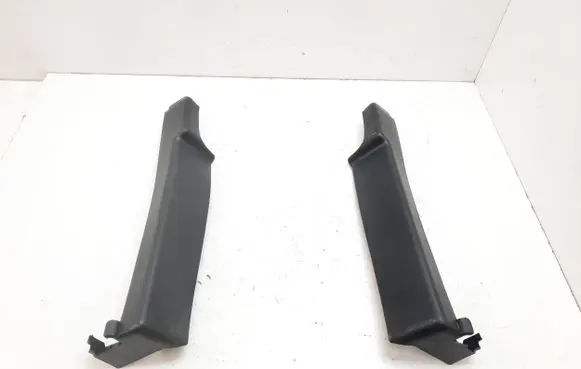 Cadillac Escalade IV Front driver seat rail trim 23218775 23218769