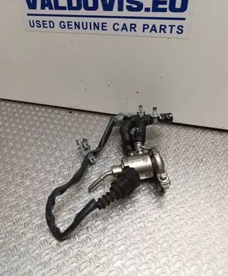 Renault Trafic III (X82) AdBlue injector A3C0064880000 8307304727