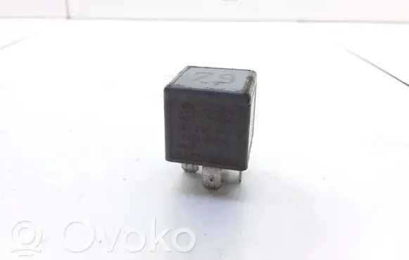 Volkswagen PASSAT B6 Other relay 191927841