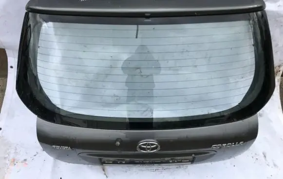 Toyota Corolla E120 E130 Tailgate/trunk/boot lid