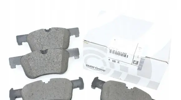 BMW 3 G20 G21 Brake pads (front) 6884243