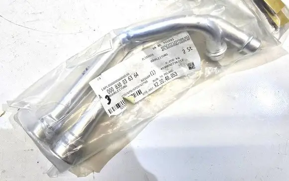 Mercedes-Benz Vario Hybrid/electric vehicle battery cooling hoses/tubes A000830036364