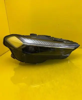 Audi A5 Headlight/headlamp 8B3941034M