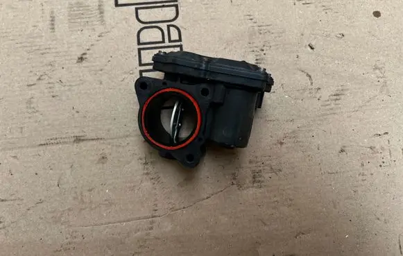 Renault Trafic III (X82) Throttle body valve H8201374868 A2C84198300