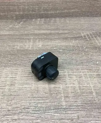 Audi A4 S4 B7 8E 8H Wing mirror switch 8E0959565