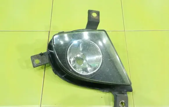BMW 3 E90 E91 Front fog light 17003702 ZP29