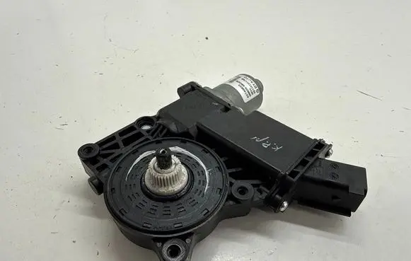Buick Encore GX I Front door window regulator with motor 42748833