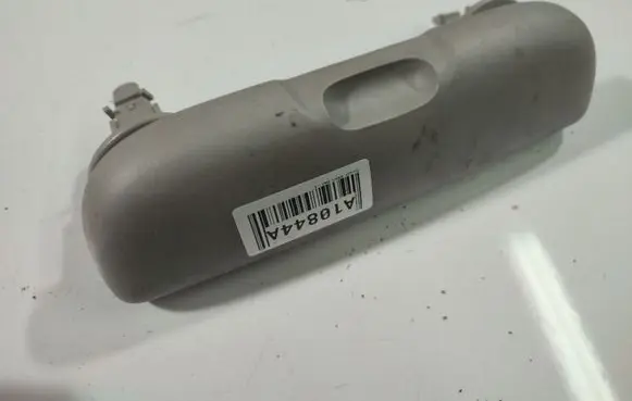 Glove box