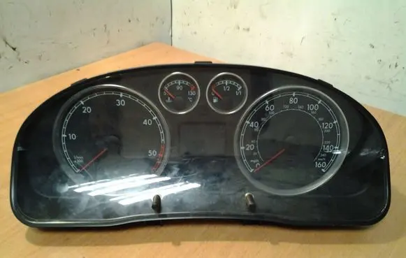 Volkswagen PASSAT B5 Speedometer (instrument cluster) 3B0920929A VDO110080198013