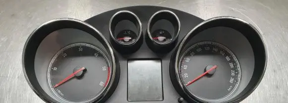 Opel Insignia A Speedometer (instrument cluster) 12844138
