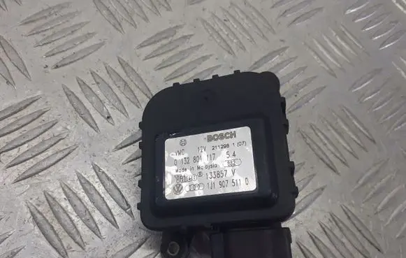 Audi A3 S3 8L A/C air flow flap actuator/motor 1J1907511D