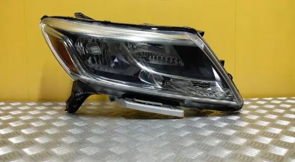 Nissan Pathfinder R52 Headlight/headlamp NISSAN-PATHFINDER 2086