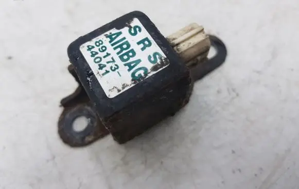Toyota Avensis Verso Airbag deployment crash/impact sensor 8917344041