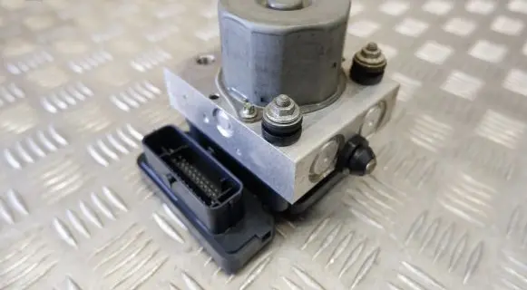 Tesla Model S ABS Pump 103779700C 0265255097 0265956391