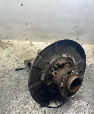 BMW X5 E70 Rear wheel hub