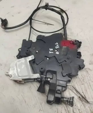 Volkswagen Multivan T5 Sliding door lock 7H0843654CB 01070972005